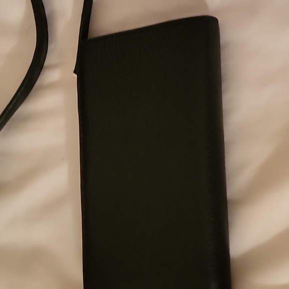 Kate spade black leather crossbody with matching wallet - Picture 8 of 9